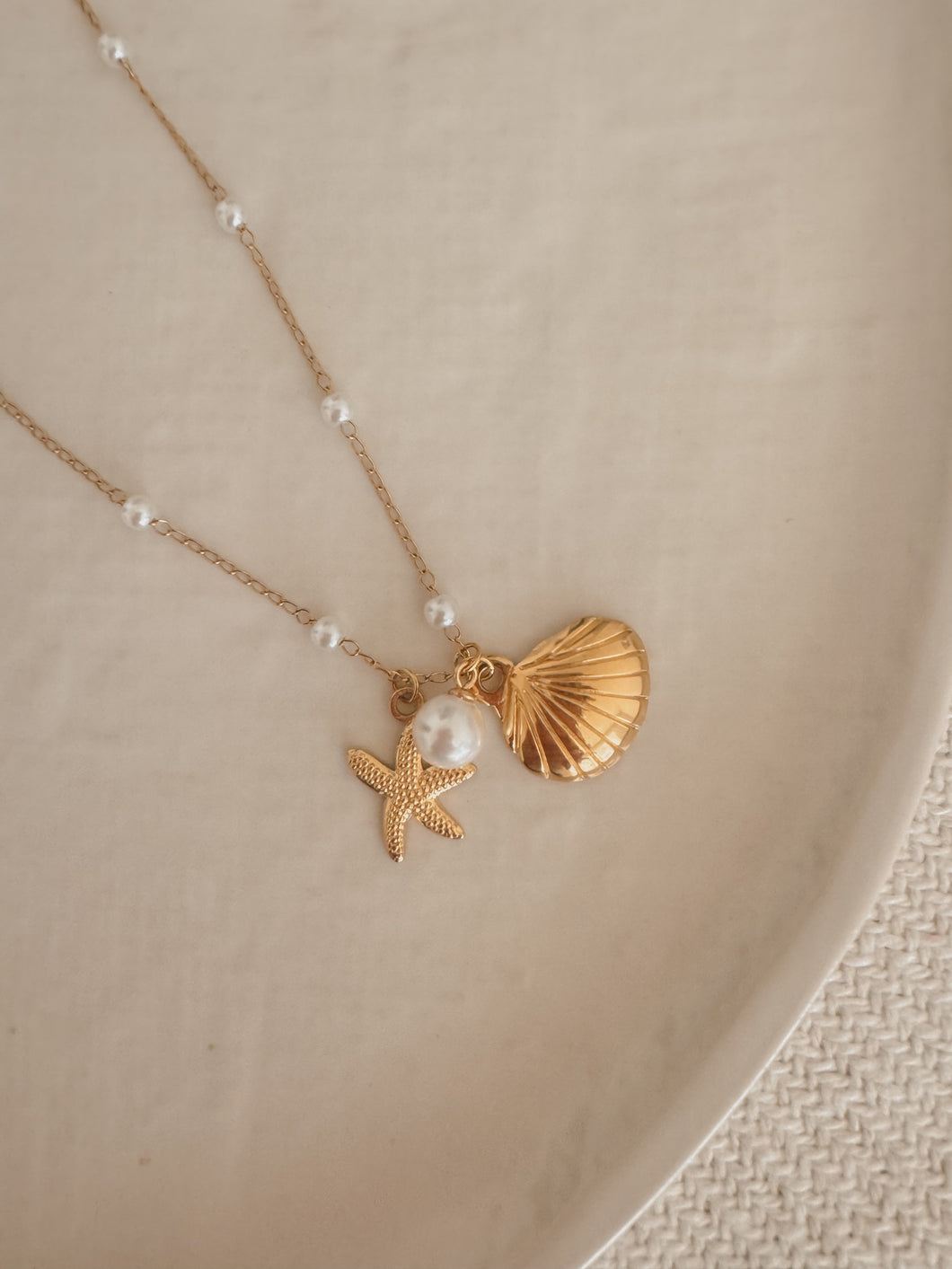 Necklace Luci